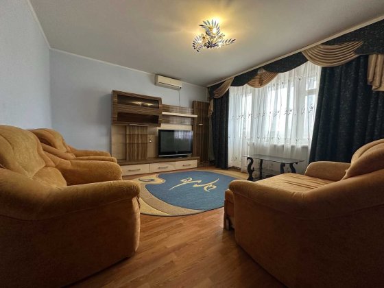 Оренда 3к квартири по вул. П. Тичини