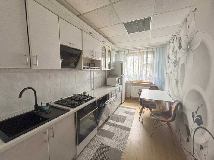 Квартира з індивідуальним опаленнмя на Сихові 3 кімнати - фото 1