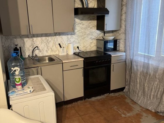 Сдам 1-комн.студию . Хозяика.Отрадный .пр Киев