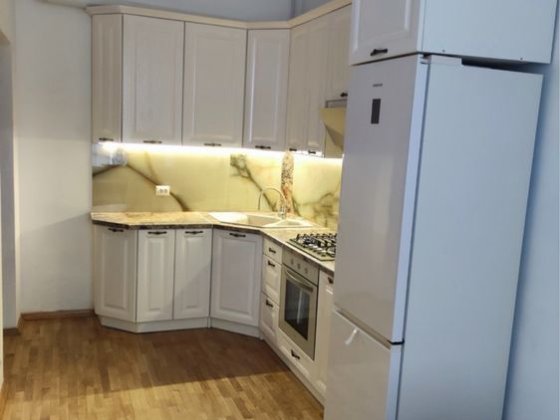 Власник.Оренда центр,вулНечуй-Левицького.2 кім взольовані.Без комісіі. Львов