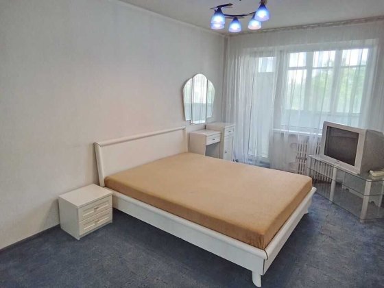 Сдам 2-х комнатную квартиру на пр. Гагарина 120 Днепр