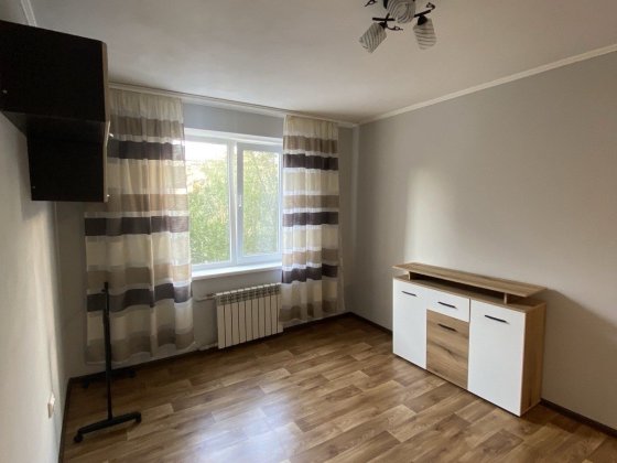 Сдам небольшую 2 к. квартиру в центре города . Днепр