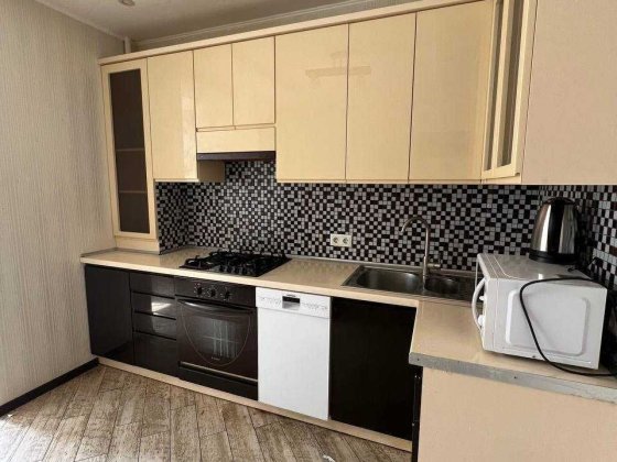 2 кім.кв. прт. Ч. Калини Львов