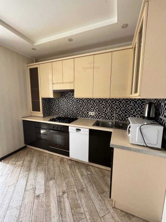 2 кім.кв. прт. Ч. Калини - фото 1