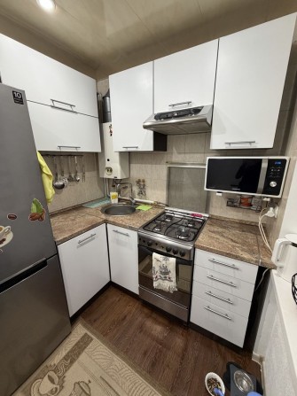 Здам 3-кімнатну квартиру на Титова - фото 1