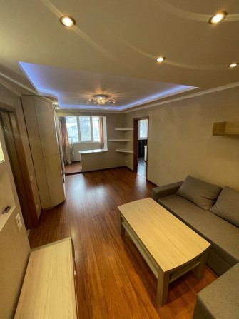 Сдам 3 ком кв ул.Желваковского - фото 1