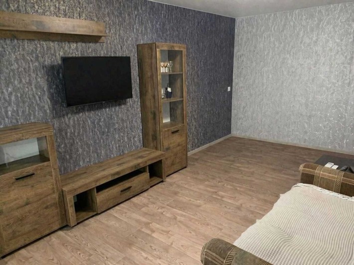 Оренда двокімнатної квартири у центрі - фото 1