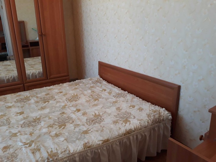 Сдам 3-х квартиру в самом центре для 4-6 ребят любой срок аренды - фото 1