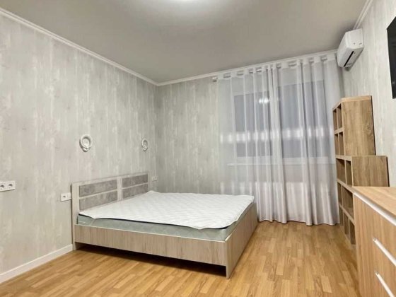 Оренда 1к однокімнатна квартира, Харківське шоссе,190 метро Вирлиця Київ