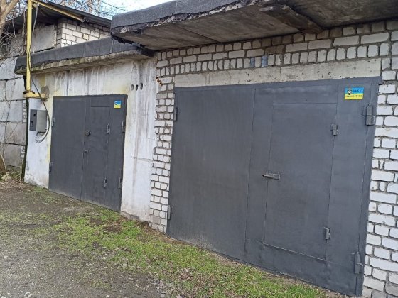 Продам два горожа под бизнес Каменское