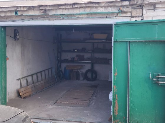 Продам гараж на соц. Тельмана Каменское