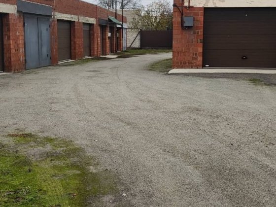 Продам гараж капітальний р-н Острів Самар