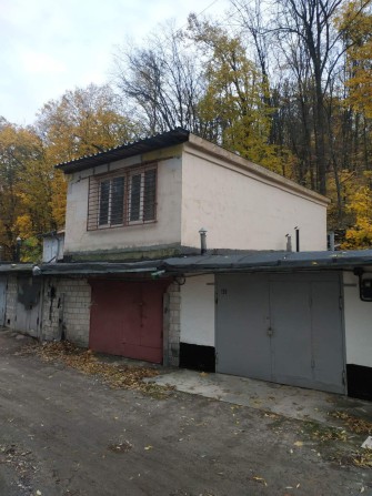 Гараж.   двоповерховий - фото 1