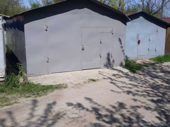 Продам металлический гараж, центр города Шостка