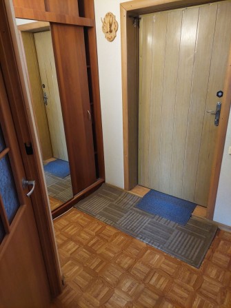 Сдаю хорошую однокомнатную квартиру на Николаевской. - фото 1