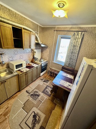 Сдаю 1 комнатную квартиру на Намыае / Лазурная - фото 1