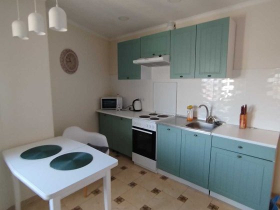 Здається 1-но кімнатна великогабаритна квартира в Центрі міста, все є. Винница