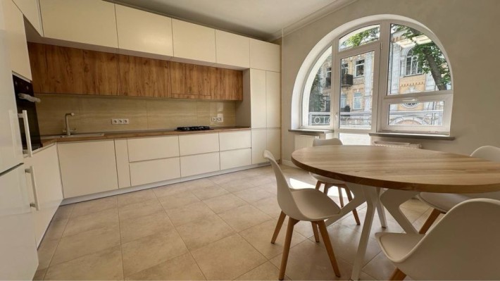 2к нова преміум квартира на Кониського - фото 1