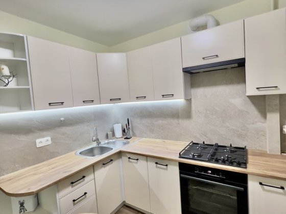 Сдам 1 ком квартиру на пр А.Поля,44. Медтехника