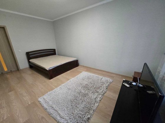 Здам чудову квартиру на вул. Туманяна 3, метро Лівобережна Киев