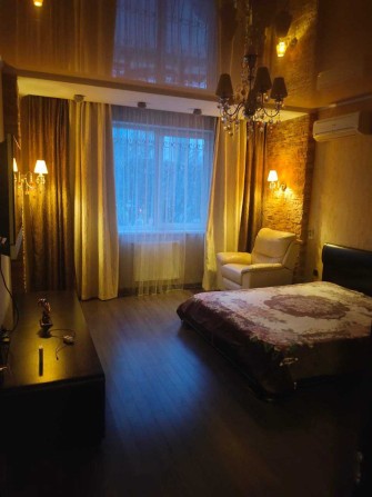 1-но комнатная квартира, 52 кВ.м., газ, ЖК Изумрудный Город - фото 1