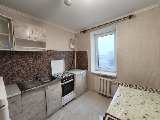 Оренда 2к квартири біля Урожаю і медуніверситету