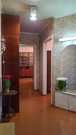 Сдам 3х комнатную, темлую и просторную  квартиру,  Ж/М Красный Камень - фото 1