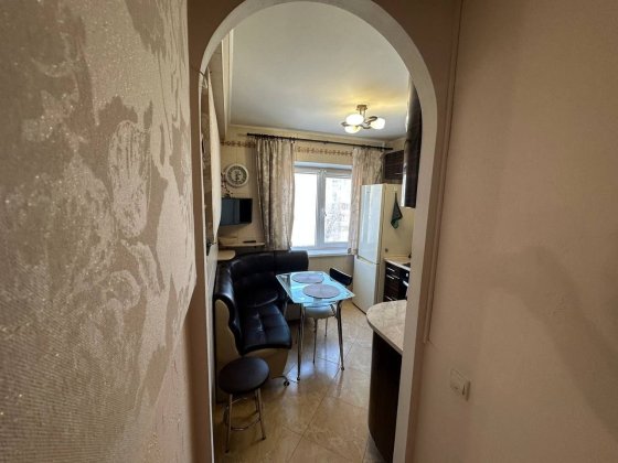 Оренда. Окрема 2к.кв. Литовський проспект 10 (колишня Мінський пр.) Киев