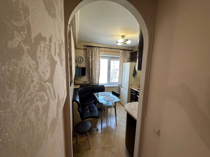 Оренда. Окрема 2к.кв. Литовський проспект 10 (колишня Мінський пр.) - фото 1