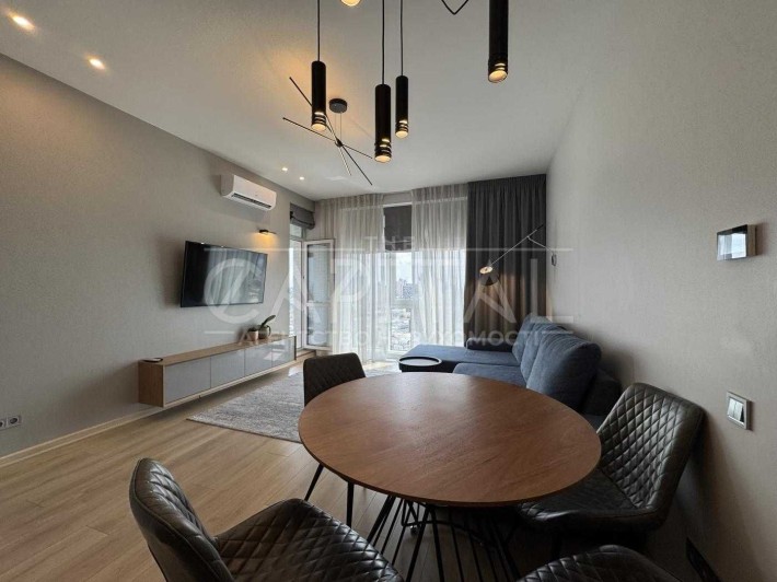 Оренда світлої 2-кімнатної квартири в ЖК Royal tower - фото 1