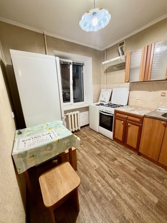 Сдаю 1 комнатную квартиру на ЮТЗ /Авангардная /р-н «КОЛОС»‼️ - фото 1
