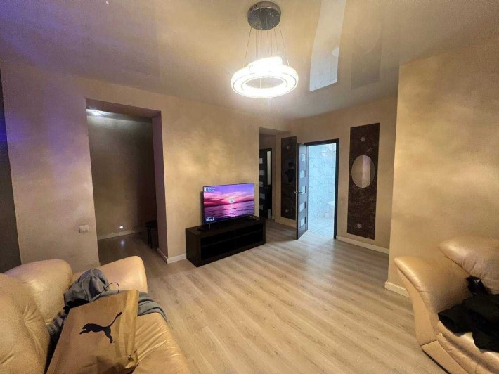 Сдам 3к квартиру в ЖК "Жуковский". Центр. Нагорка. Парк Шевченка. - фото 1