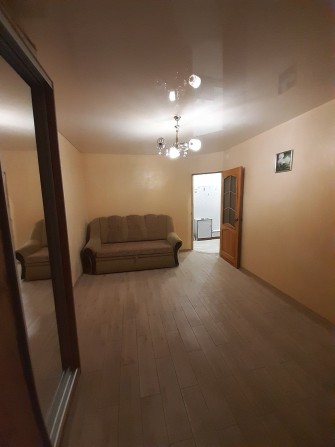 Сдается 2комнатная раздельная  Космонавтов - фото 1