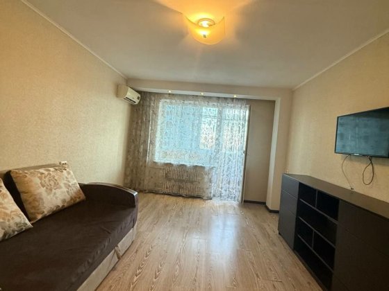 Сдам 1к на Тополь-1 дом 15. ТЦ Варус.ТЦ Епицентр