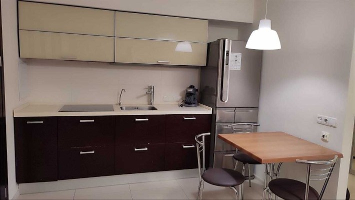 Здам 2к в центрі Набережна Ярослава Мудрого - фото 1