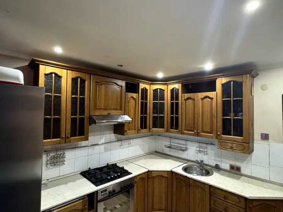 Оренда 3-кімнатної квартири в Києві вул. Івана Пулюя, 3 Киев