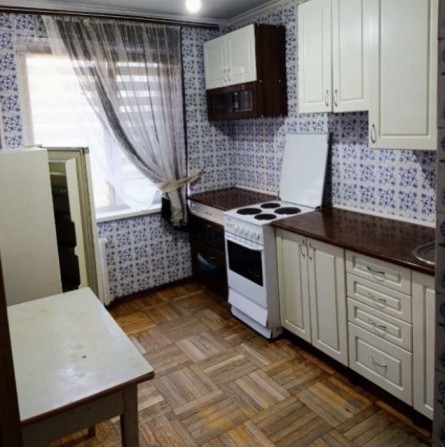 Оренда трикімнатної квартири Урожай, Литвиненко. Мед універ, Ізумруд - фото 1