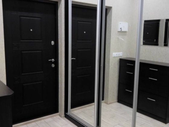 ЖК Британський квартал, Вул. Дмитра Луценка 12 ТРЦ Республіка Київ