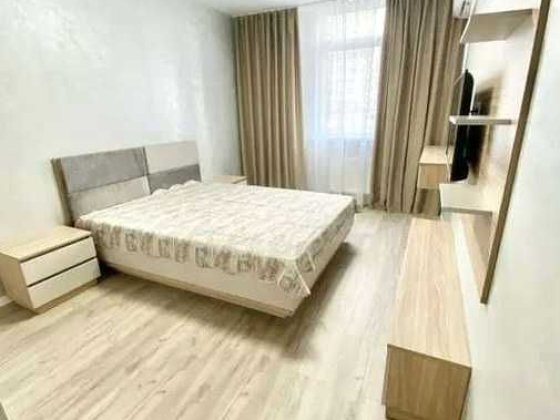 Оренда квартири по просп. Європейського Союзу, 41Е Киев