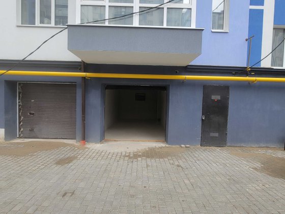 Продаж великого гаражу по вул. Височана 18, містечко Центральне Івано-Франківськ