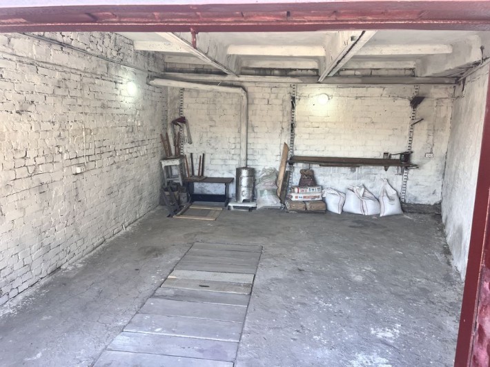 Продам гараж на 173 квартале - фото 1