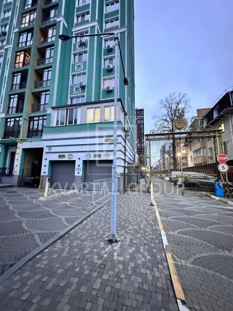 Продаж паркомісця в підземному паргінгу Версаль Парк - фото 1