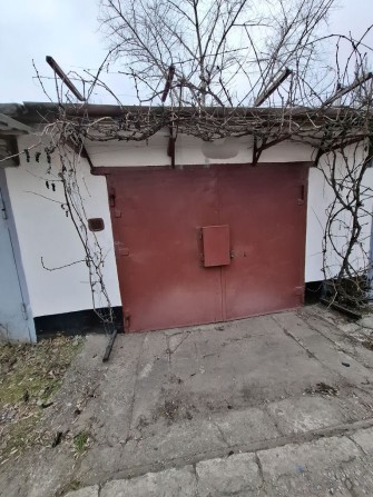 Продам гараж по ул. Джона Маккейна ( Армавирской) - фото 1