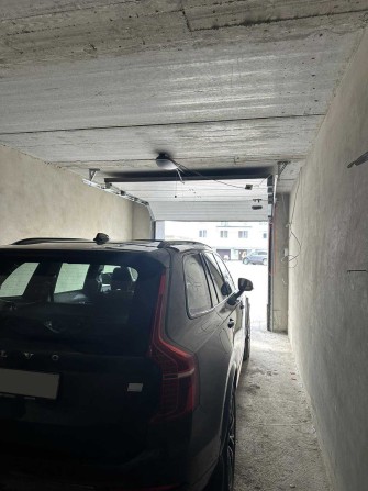 Гараж в центральній частині 31 м.кв (є орендарі). Продаж/обмін - фото 1