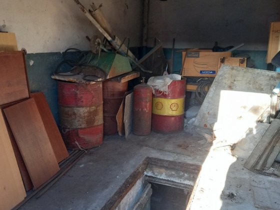 Продам гараж на верхнем мопре Кривой Рог