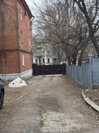 Продам  гараж біля ЦУМА 6*6м земля приватна власність - фото 1