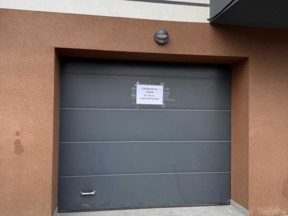 Продам гараж у новобудові вул. Дорошенка 19 кв м Ровно