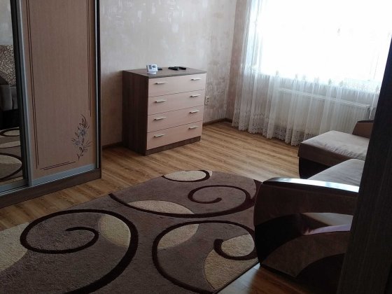 Оренда 2-к квартири на вул. Роксоляни Львів