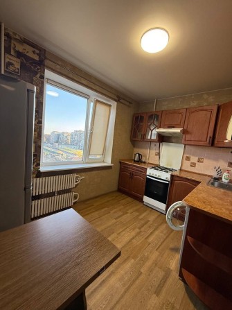 Здам 1к. кв.  на ж/м Тополь-1 (район ТЦ «Тера») - фото 1