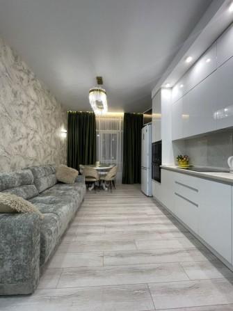 Сдам 2-х комнатную квартиру в ЖК Элегия Парк - фото 1